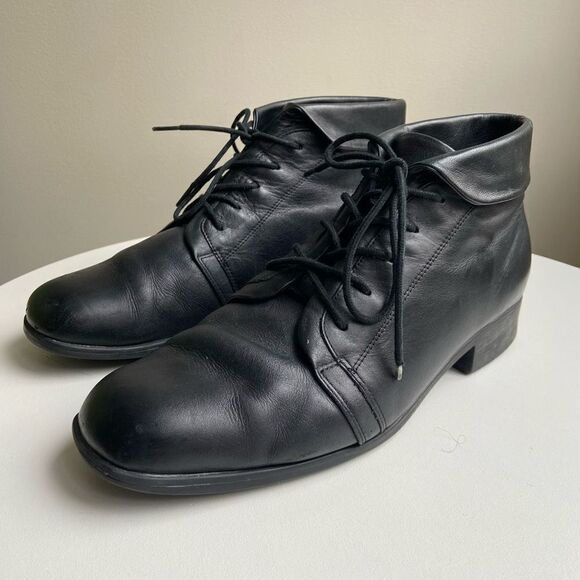 Vintage Leather Ankle Lace Up Booties Ladies 9 US Black 90s Y2k Indie Fairycore - Picture 1 of 8